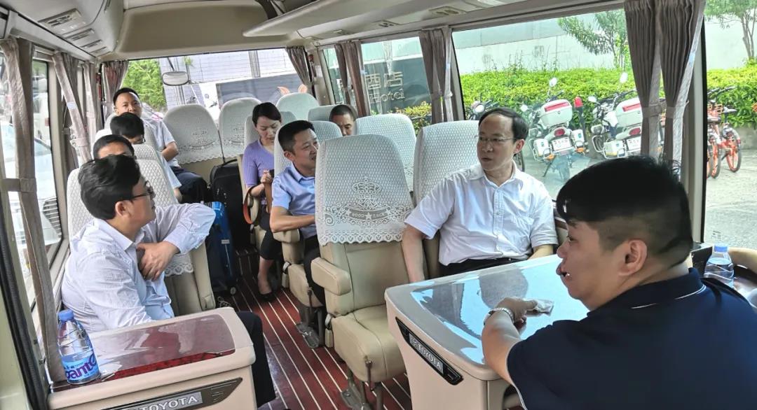 成都市锦江区委书记陈志勇率队到深圳考察诺康医疗科技公司(图4)