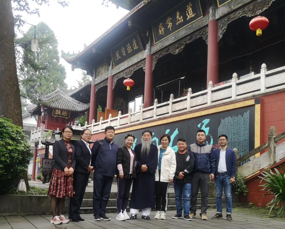 民政部“孺子牛奖”获得者新疆建设兵团王俊一行赴川考察剪影(图20)