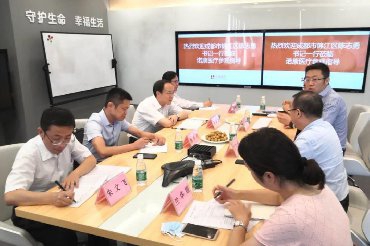 成都市锦江区委书记陈志勇率队到深圳考察诺康医疗科技公司